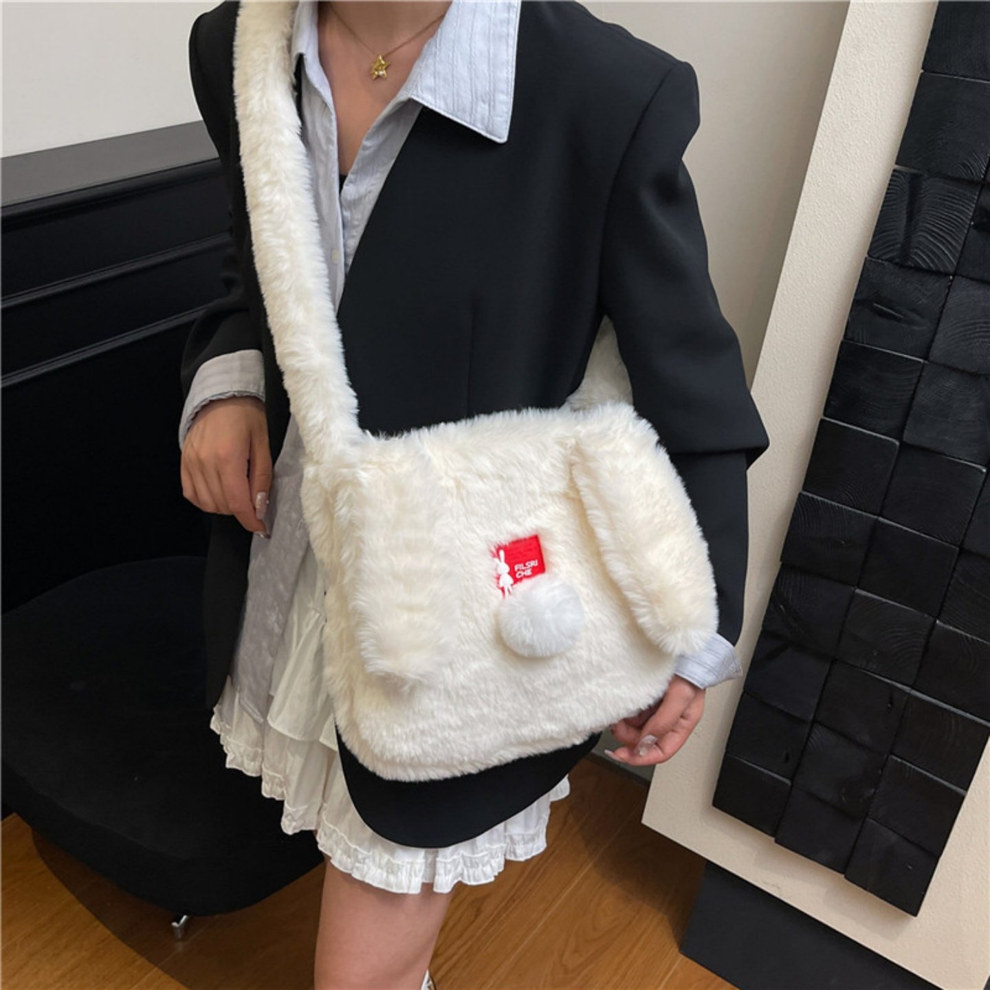 秋冬毛绒绒包包女2025新款时尚单肩斜挎毛毛包可爱大容量通勤包女