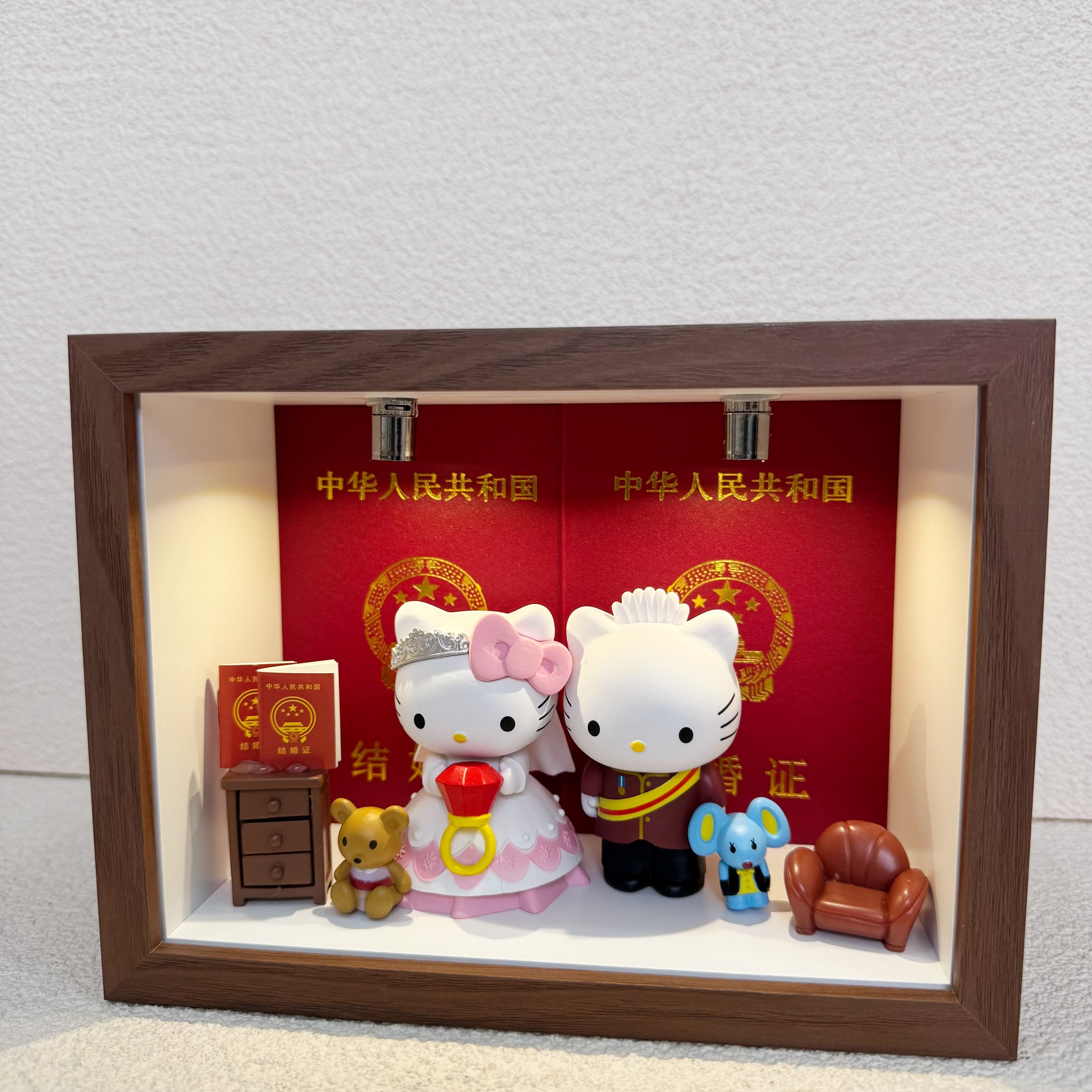 可爱Hellokitty手办桌面摆件凯蒂猫潮玩公仔KT猫结婚新婚订婚礼物