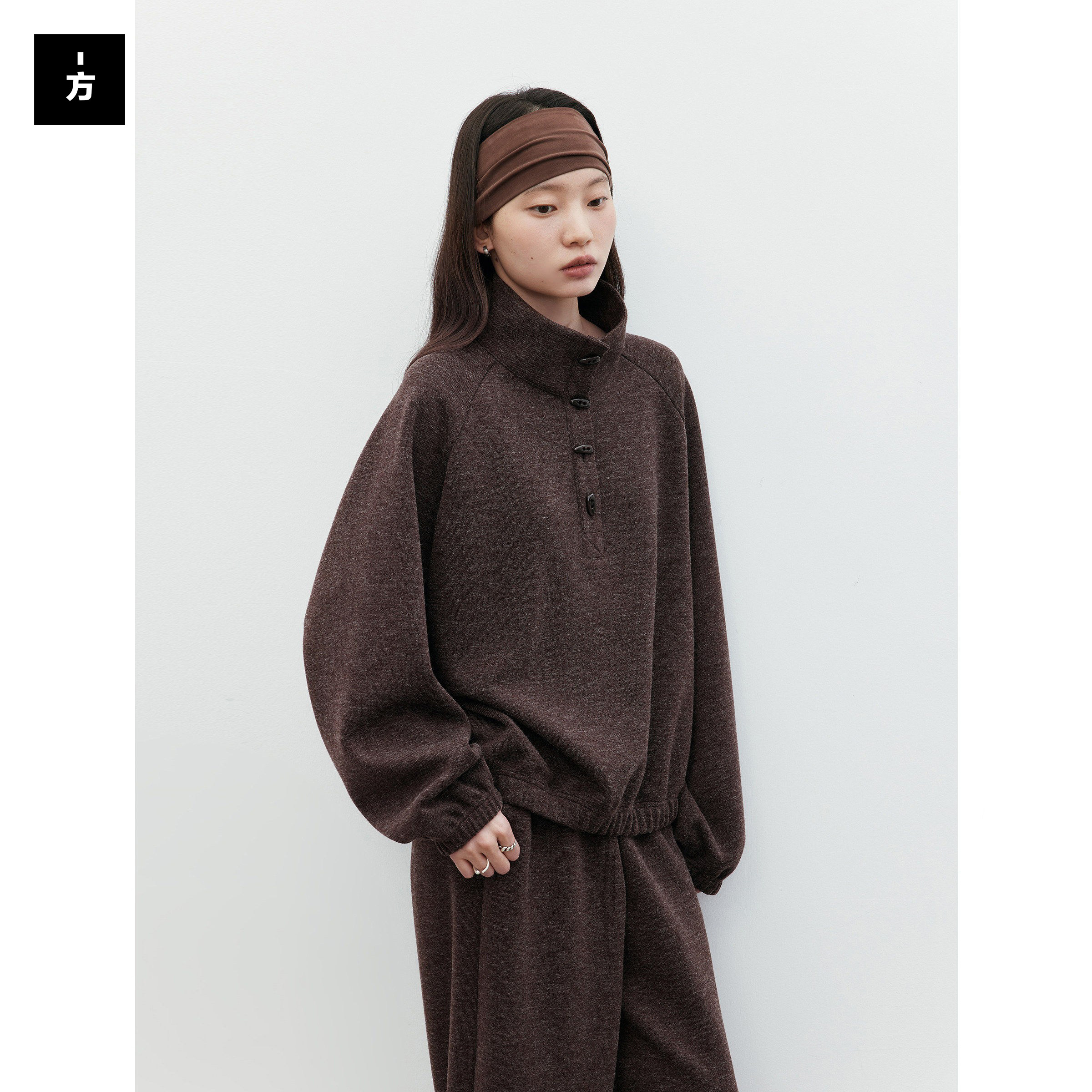 【一方服饰】早春新款简约宽松立领羊角扣卫衣慵懒休闲卫裤套装女,女装/女士精品,时尚套装,淘宝优惠券,粉丝福利购,淘宝优惠卷