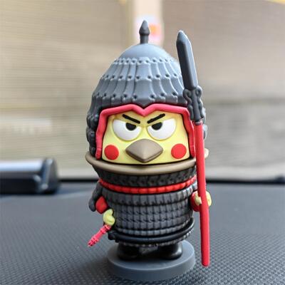 鸡你太美手办爆款蔡徐坤小黑子恶搞IKUN坤坤创意公仔模型车载摆件
