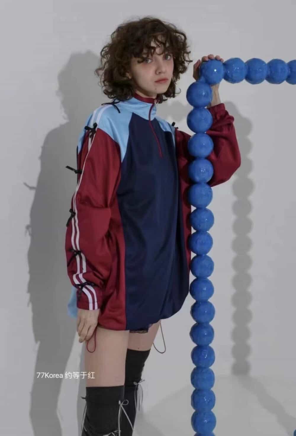 拼色蝴蝶结半拉链立领长袖卫衣