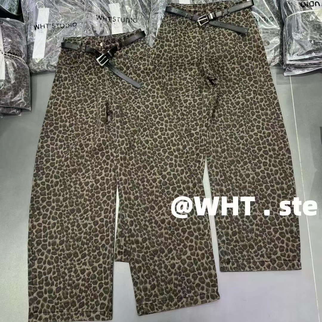 时髦豹纹满印加绒厚款直筒牛仔裤