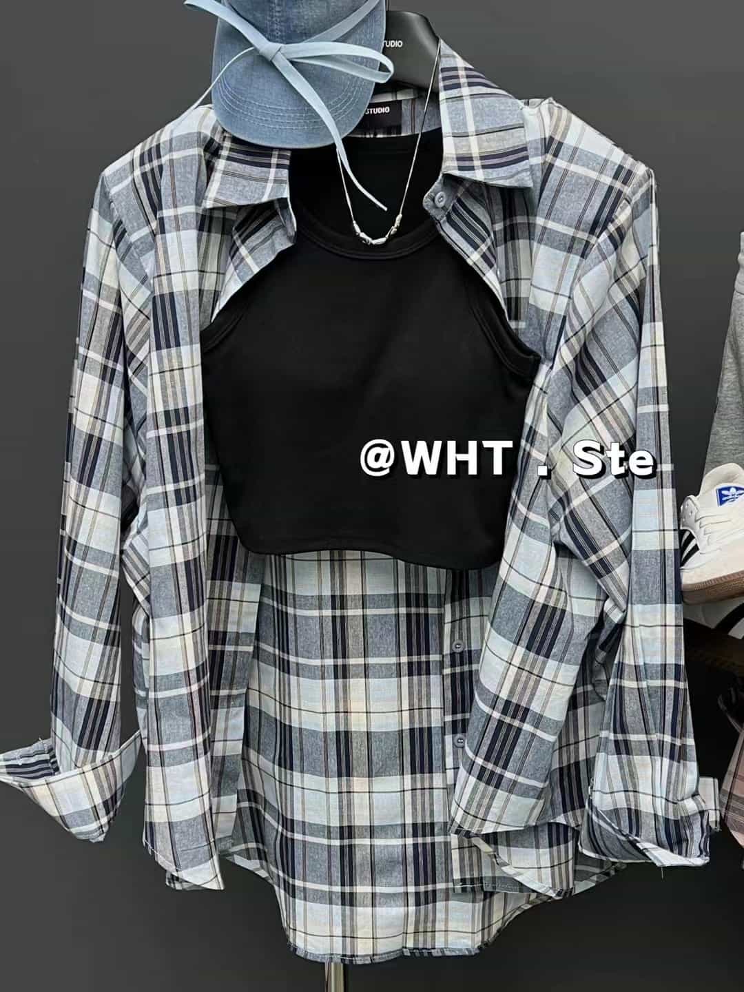 拼色格纹长袖衬衫+工字吊带背心