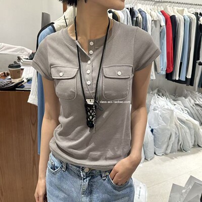 class韩国直邮030925 Tempting 韩代2026  设计款小口袋纽扣短袖T