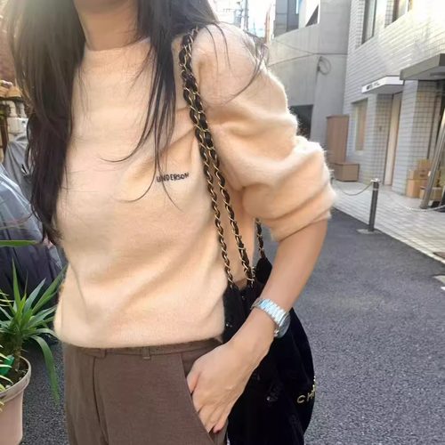 class韩国直邮112512 UNDERSON韩代2025款小标刺绣奶呼呼毛衣