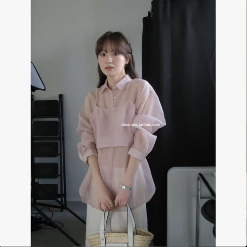 class韩国直邮1041007 Riveroom 韩代2026款  吊带＋超薄微透衬衫