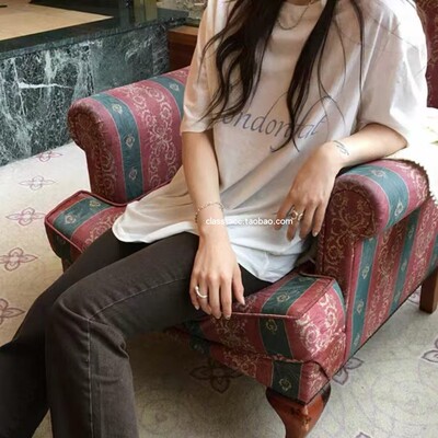 class韩国直邮060929 LONDONFLAT 韩代2026款  大版字母短袖T