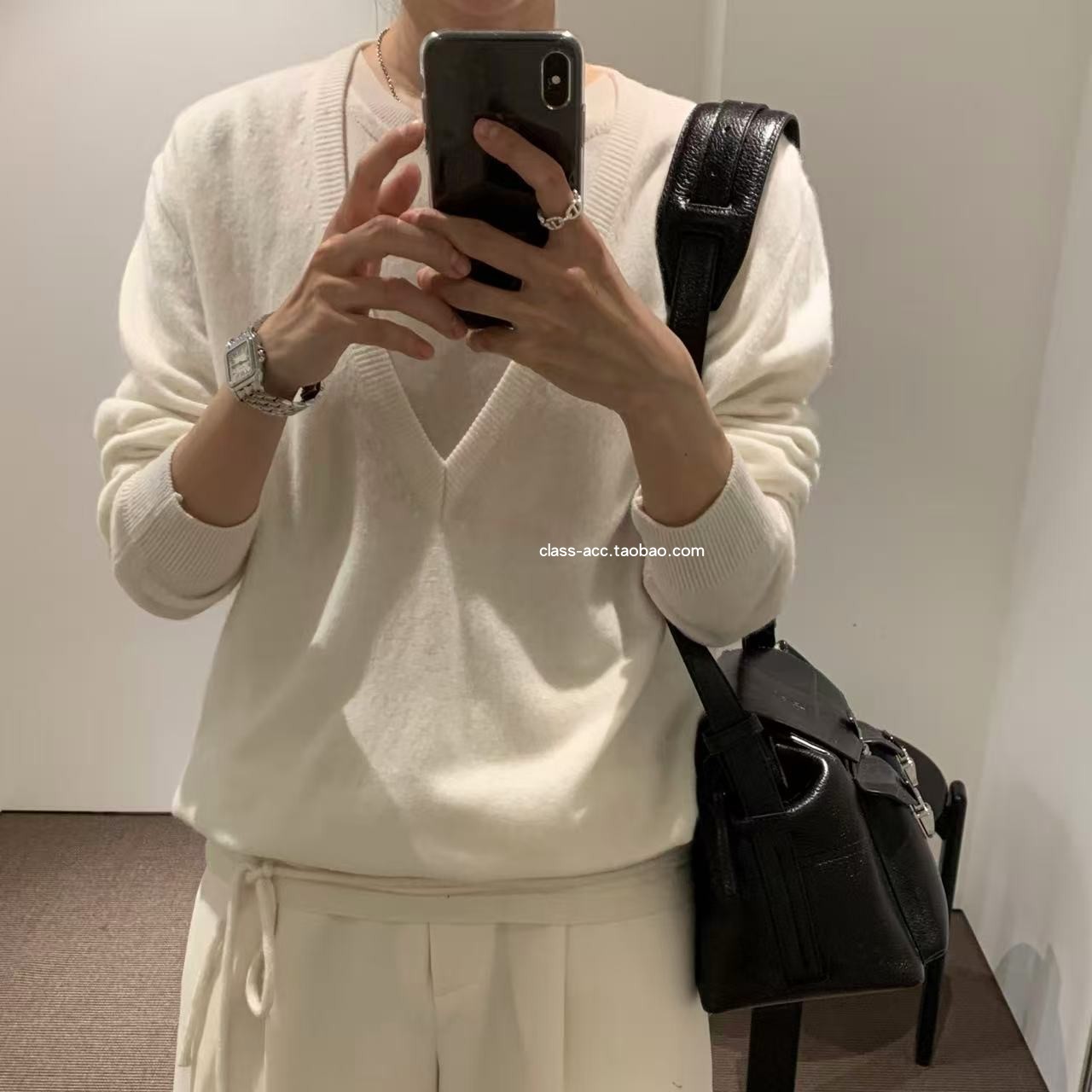 class韩国直邮112708 FEBRUARY.11 韩代2025福利款  深V领毛衣