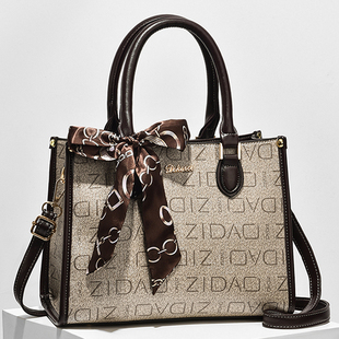 通勤包包女2026新款高级感中年女包妈妈手提包春夏小众轻奢斜挎包