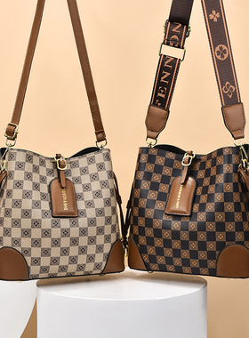 小包包2026新款包包女春夏时尚水桶包百搭大容量单肩斜挎妈妈女包