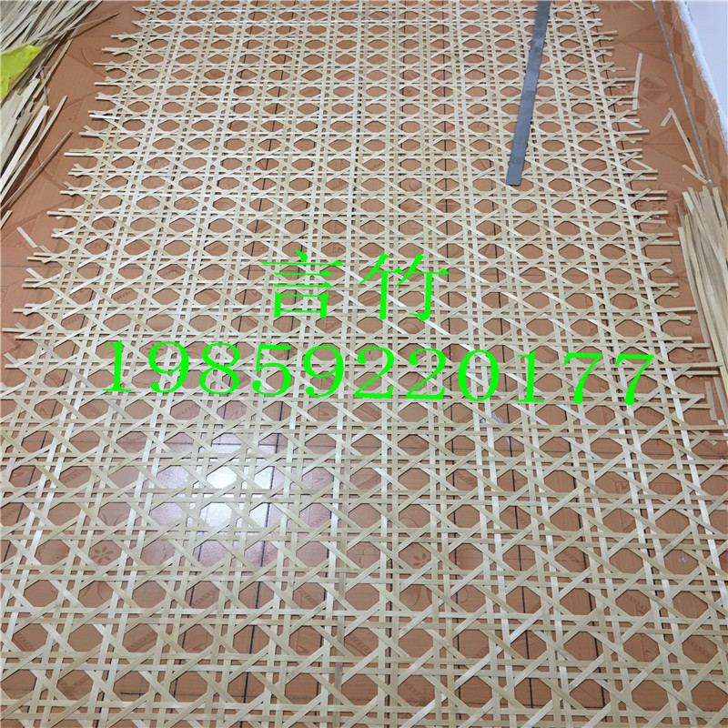定制八边形酒店餐厅装修屏风竹编