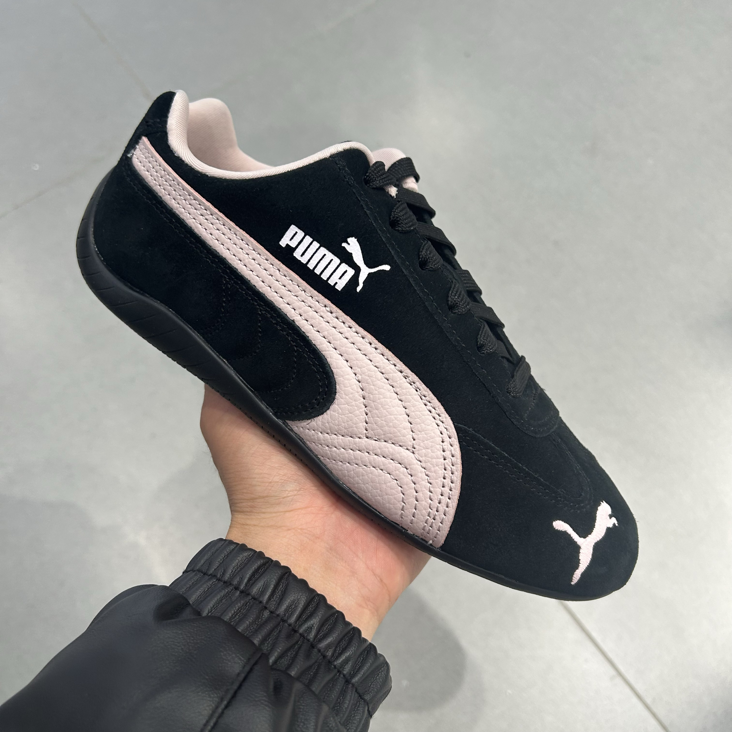 PUMA彪马Speedcat 女子黑粉色运动复古反毛皮赛车风休闲鞋406329