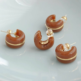 铜合金耳饰 高级感复古小香风耳钉女轻奢气质耳圈时尚耳饰
