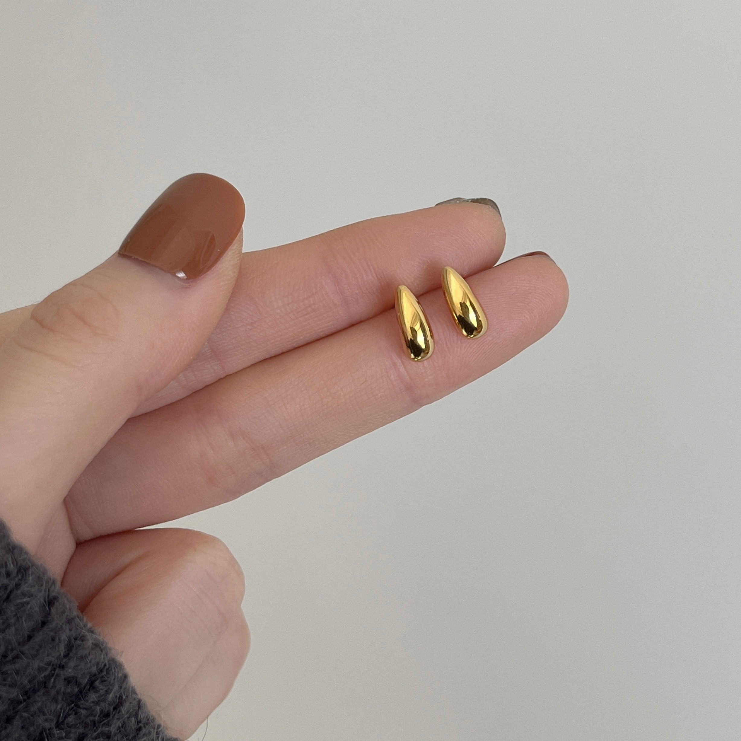 钛钢 法式小豆豆耳钉女简约小众水滴形素圈耳扣韩版耳环