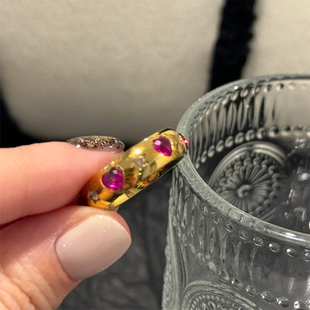 钛钢戒指 安可拉红爱心形戒指女小众设计感食指戒轻奢指环不褪色