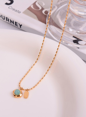 钛钢项链 复古精致绿色项链女ins个性时尚锁骨链新品不褪色配饰品