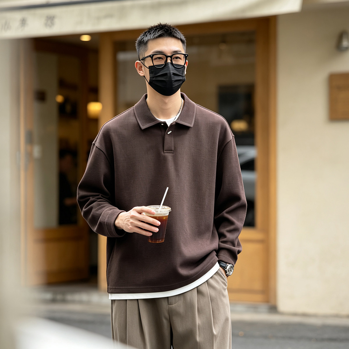 男士老钱风宽松棕色翻领针织衫