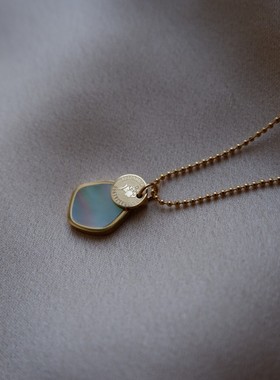 [游七月]贝壳不规则气质项链几何造型钛钢镀18K金保色简约大气