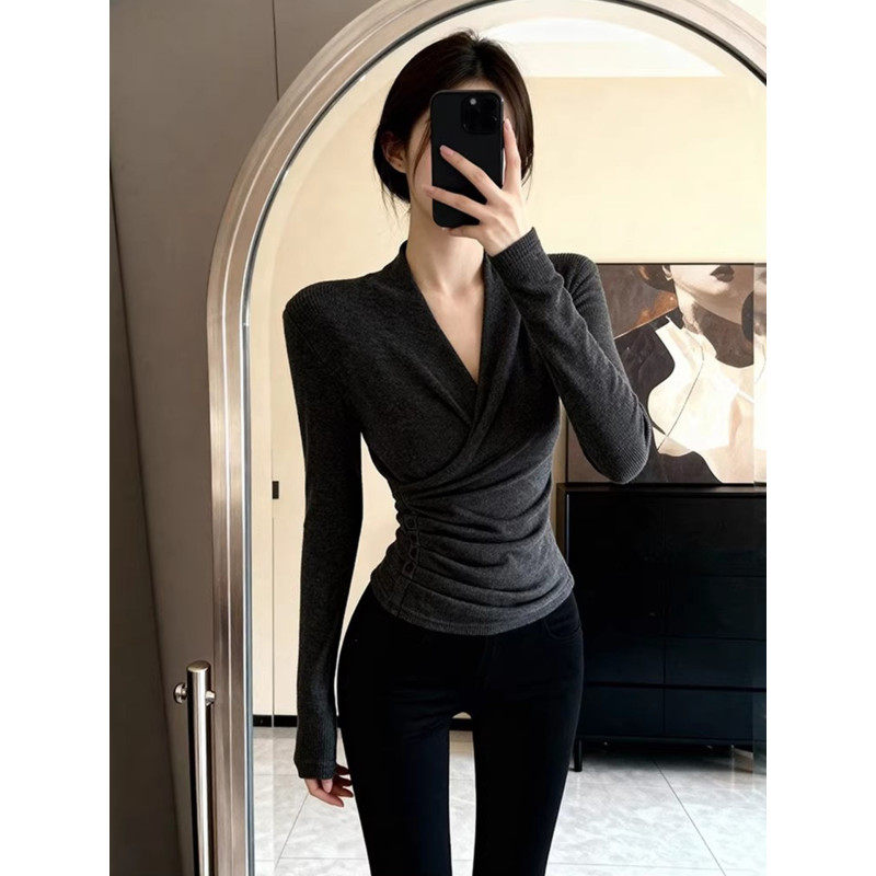 大码胖mm韩系纯欲交叉v领长袖t恤女秋冬设计感修身德绒打底衫上衣,女装/女士精品,大码内搭,淘宝优惠券,粉丝福利购,淘宝优惠卷