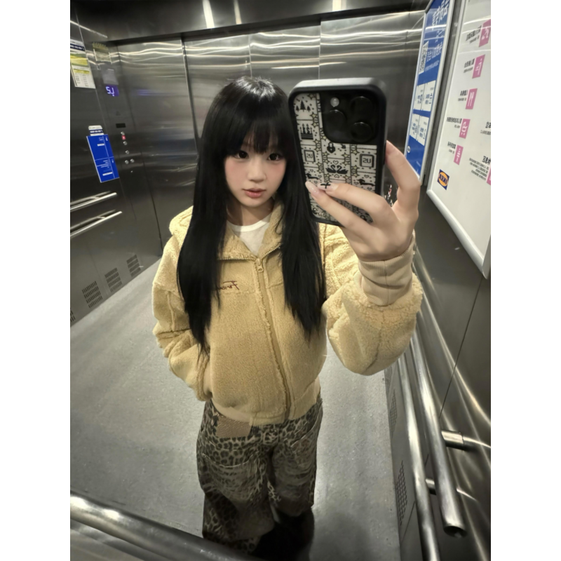 大码胖mm美式复古羊羔毛短款连帽卫衣女冬季新款宽松慵懒开衫外套,女装/女士精品,常规大码外套,淘宝优惠券,粉丝福利购,淘宝优惠卷