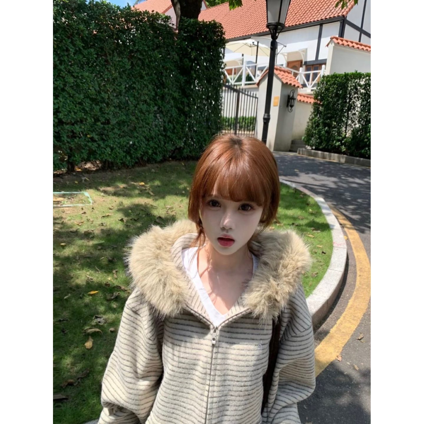 大码美式高街条纹毛领连帽卫衣女