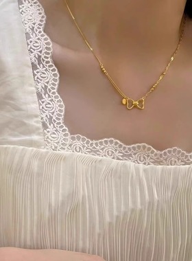 新款黄金色蝴蝶结项链女轻奢高级感小众设计感转运珠锁骨链送女友