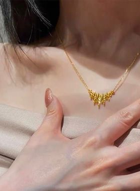 新款黄金色轻奢气质高级精美锁骨链碎冰冰律动音符项链送女友礼物