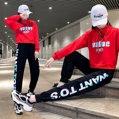 Осенний демисезонный спортивный модный короткий комплект для спортзала