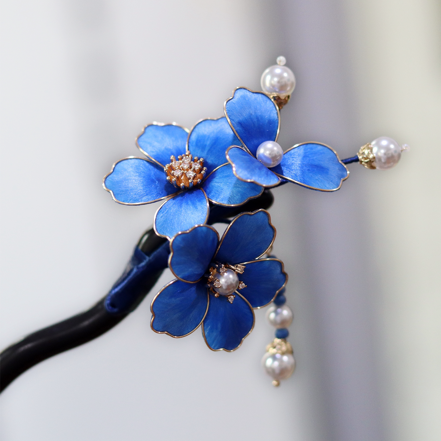 手工掐丝绒花非遗发簪宝蓝汉服