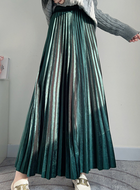 金丝绒半身裙女秋冬季a字收高腰复古绿色优雅大摆中长款百褶裙子