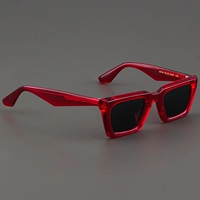 Красная коробка+поляризованная серая линза