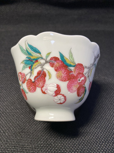 景德镇陶瓷夏芳手绘釉上彩白玉荔枝主人杯品茗杯 150ml 包邮