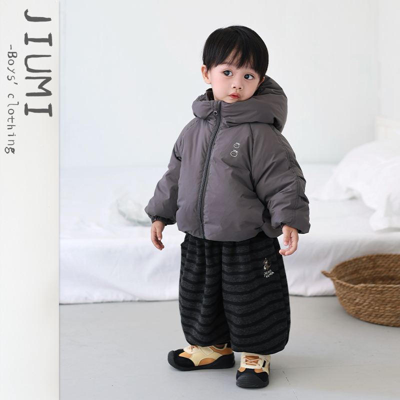 JIUMI男童短款加厚羽绒服套装潮