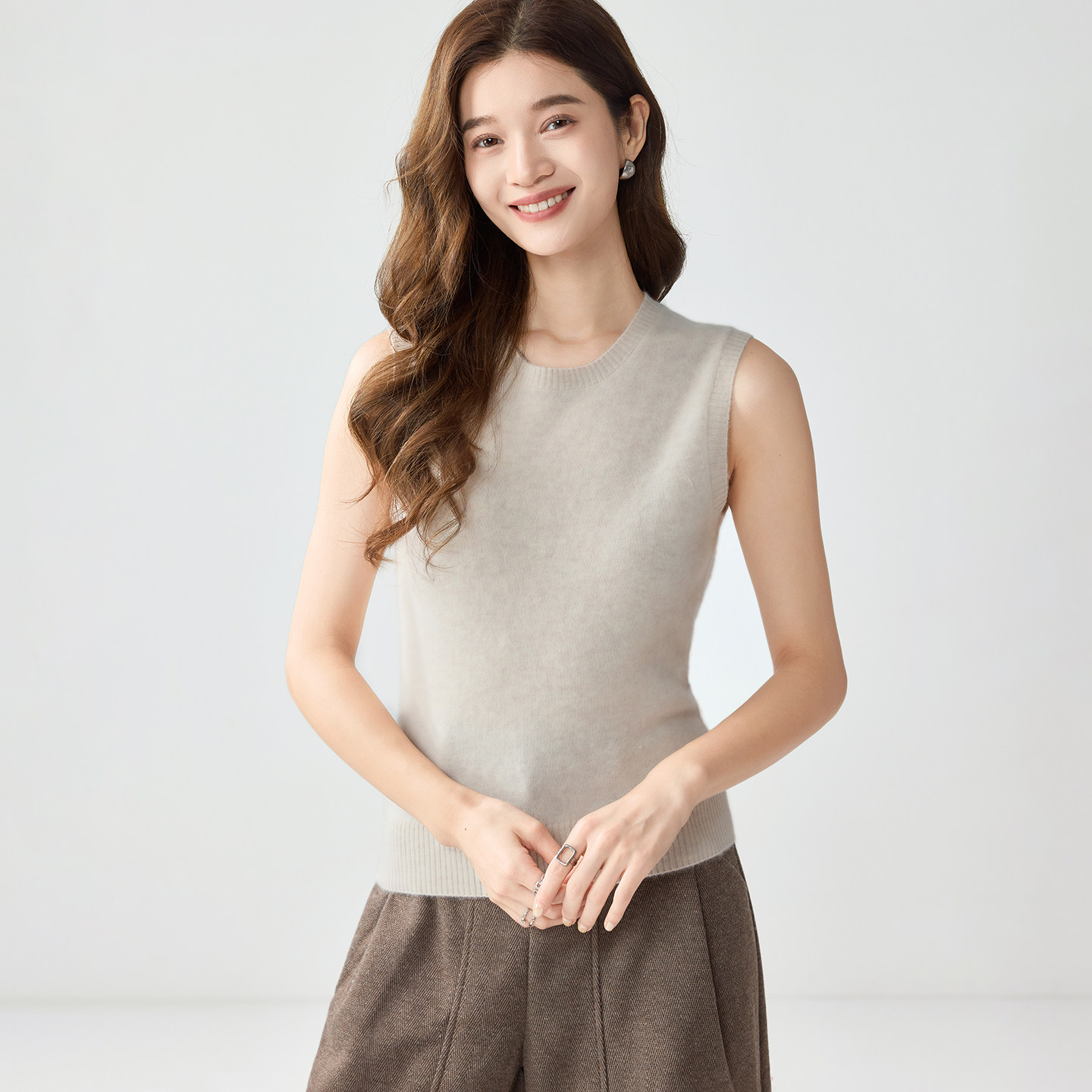 女外穿圆领无袖羊绒针织背心