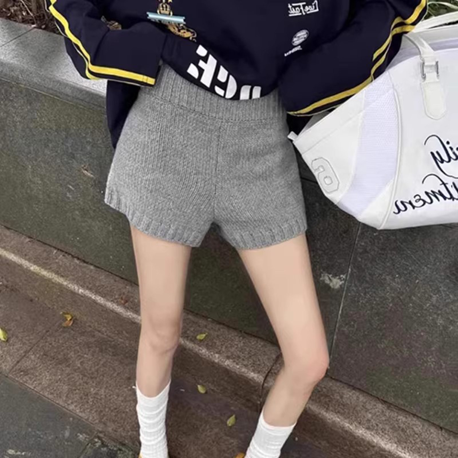 日系辣妹灰色针织短裤女2025秋冬新款外穿小个子阔腿毛线打底裤子