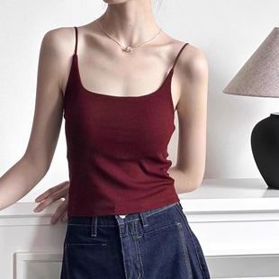 秋冬红色磨毛吊带背心女带胸垫抹胸上衣西装内搭文胸一体美背内衣