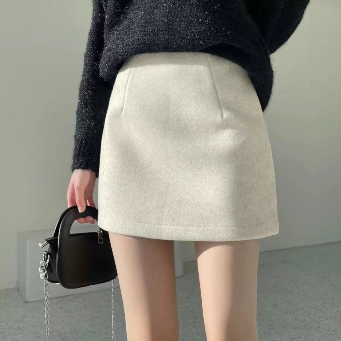 米色韩版毛呢半身裙女2025秋季新款小个子高腰显瘦A字包臀短裙子