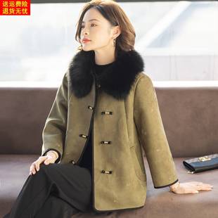 50多岁妈妈冬装外套2025新款洋气时尚皮毛一体加厚上衣服中老年女