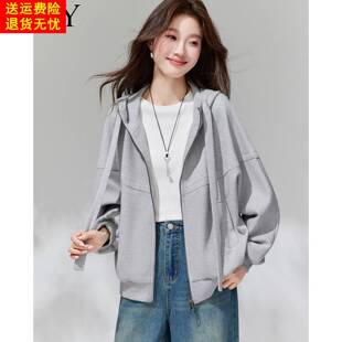 2026早春新款灰色连帽休闲卫衣短外套宽松时尚设计感小众上衣女装