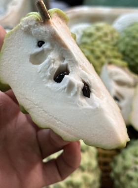 云南释迦果云南特产产地直发新鲜水果孕妇可适量使用新鲜采摘