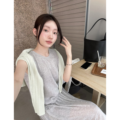 简约慵懒针织圆领无袖T恤女