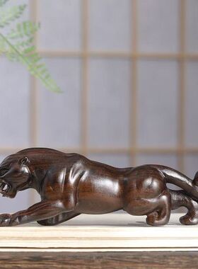 沉香木雕刻豹子摆件实木文玩金钱豹一路爆发工艺品办公桌动物招财
