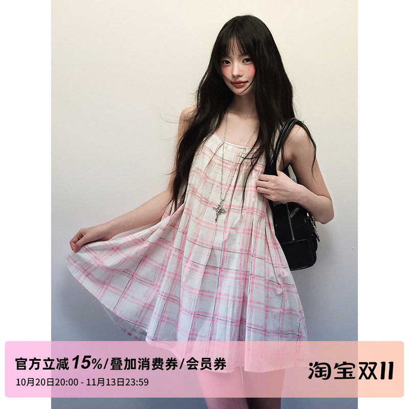 1P STUDIO 粉色格纹挖肩背心连衣裙女秋装压褶宽松收腰无袖连衣裙