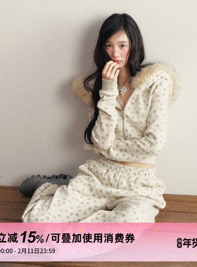 1P STUDIO 碎花短款毛领连帽加绒卫衣外套休闲松紧腰卫裤两件套装