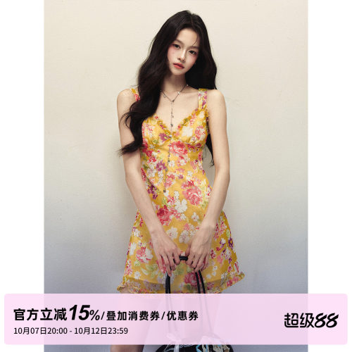 1P STUDIO 碎花荷叶边V领吊带连衣裙女秋装收腰雪纺垂坠无袖短裙