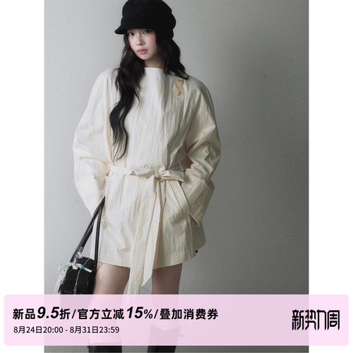 1P STUDIO【新品限时9.5折】斜襟设计宽松短款风衣系带收腰外套秋
