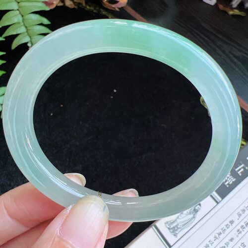 贵妃53圈口缅甸天然A货老坑种玉镯平洲翡翠手镯精选编号043D1010E