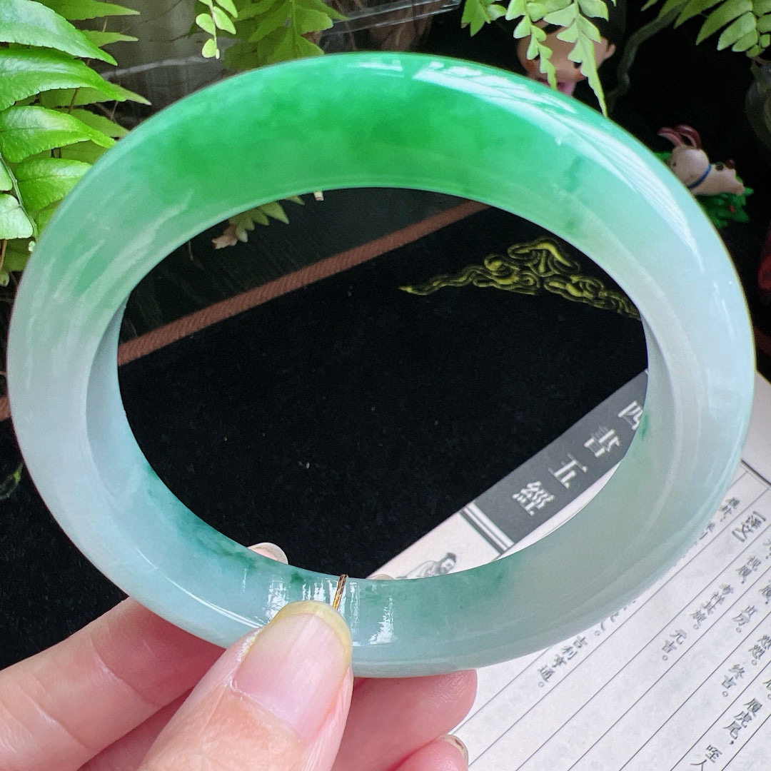 60圈口缅甸天然A货老坑种玉镯平洲翡翠手镯精选编号060D0309E