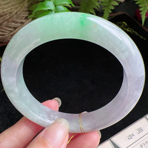 56圈口缅甸天然A货老坑种玉镯平洲翡翠手镯精选编号057D0327E