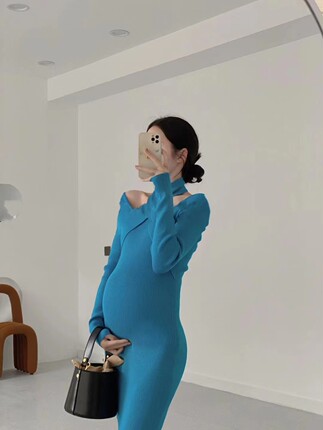 孕妇装冬季新款港味复古风交叉一字肩露肩修身显瘦开叉过膝连衣裙